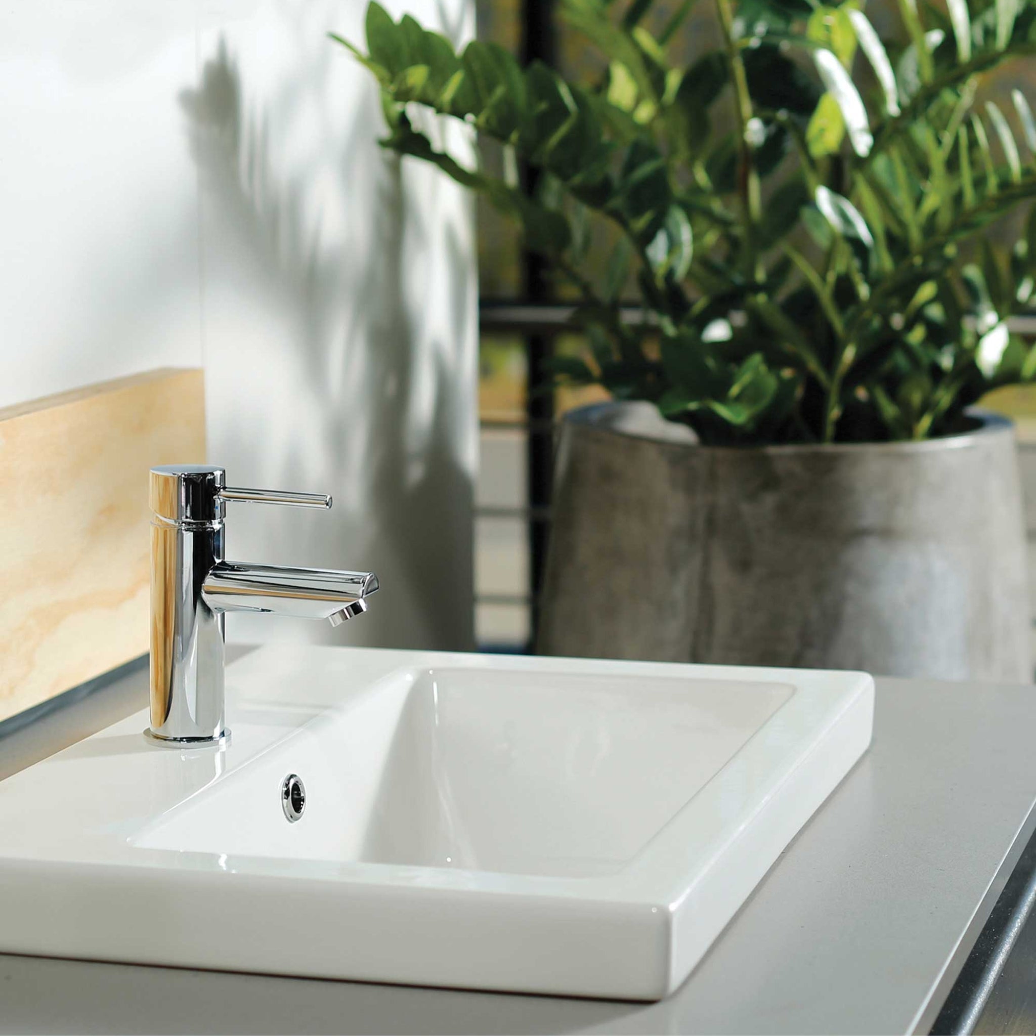 SEIMA KYRA 017 INSET BASIN WITH OVERFLOW GLOSS WHITE 430MM