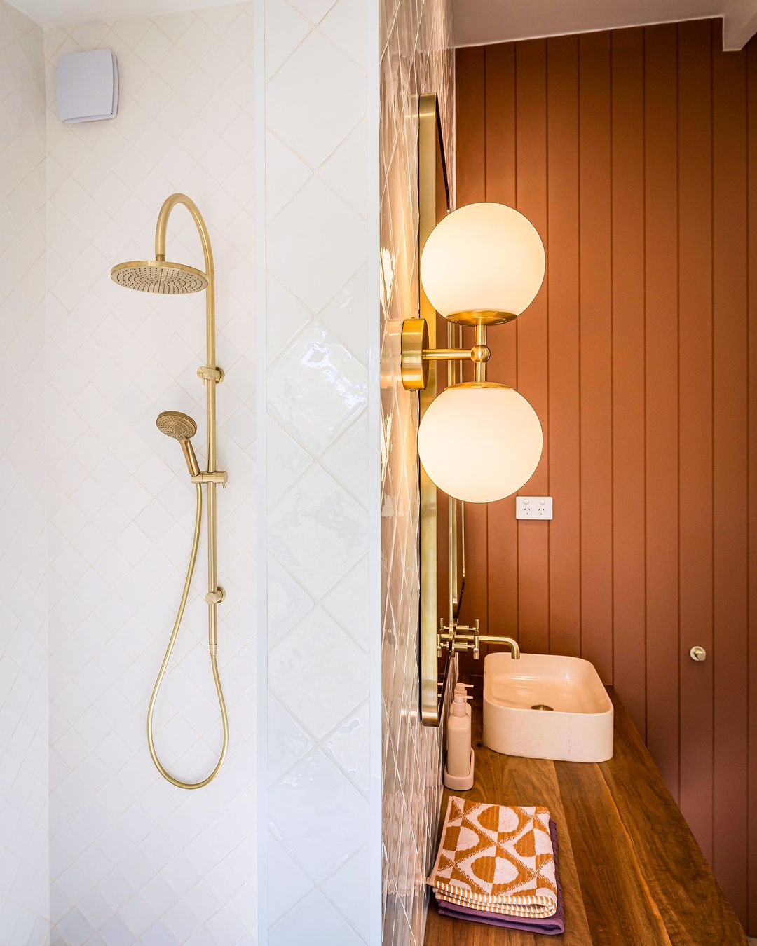 NERO OPAL TWIN SHOWER WITH AIR SHOWER 339MM BRUSHED GOLD