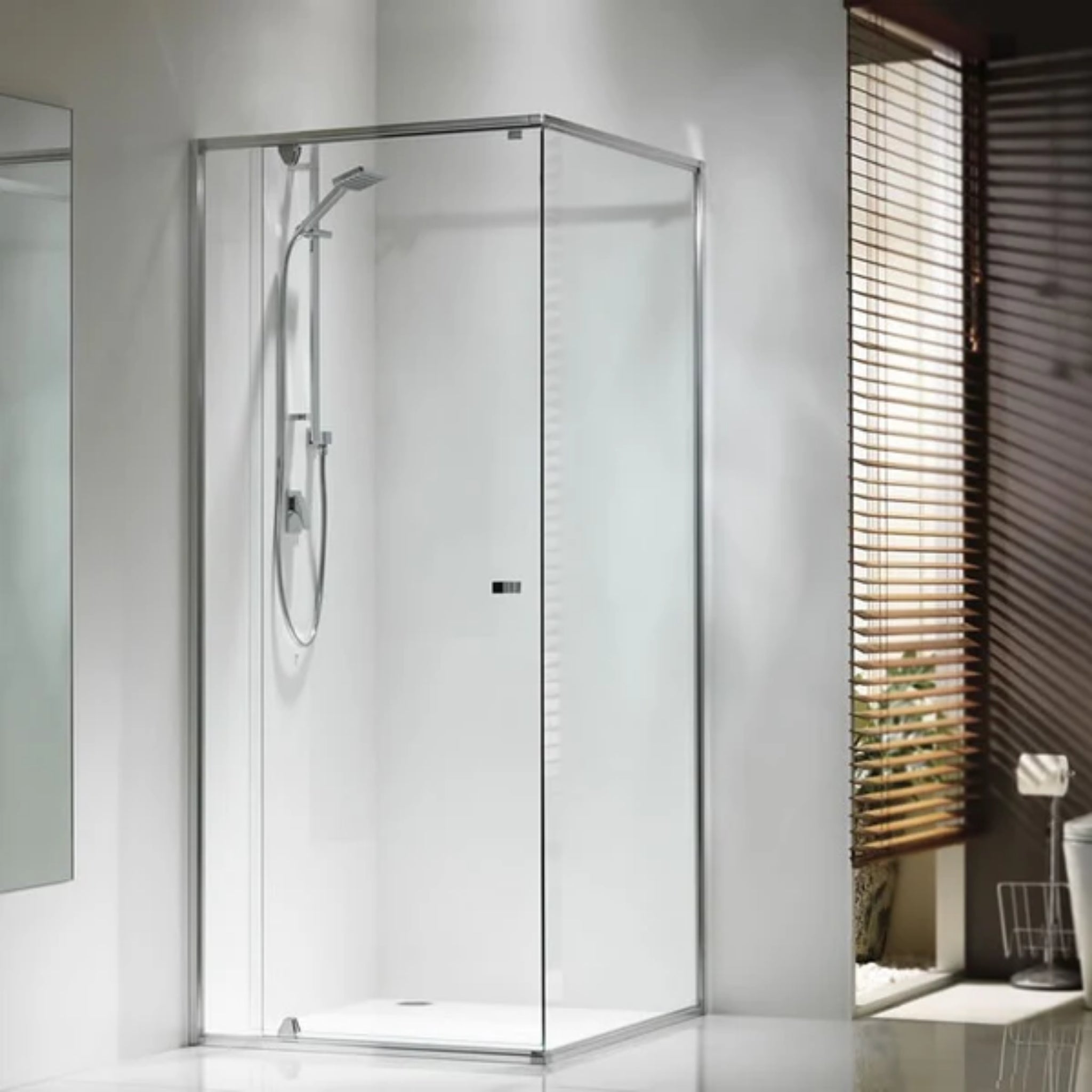 VEROTTI CUSTOM SEMI-FRAMELESS SHOWER SCREEN SQUARE CORNER