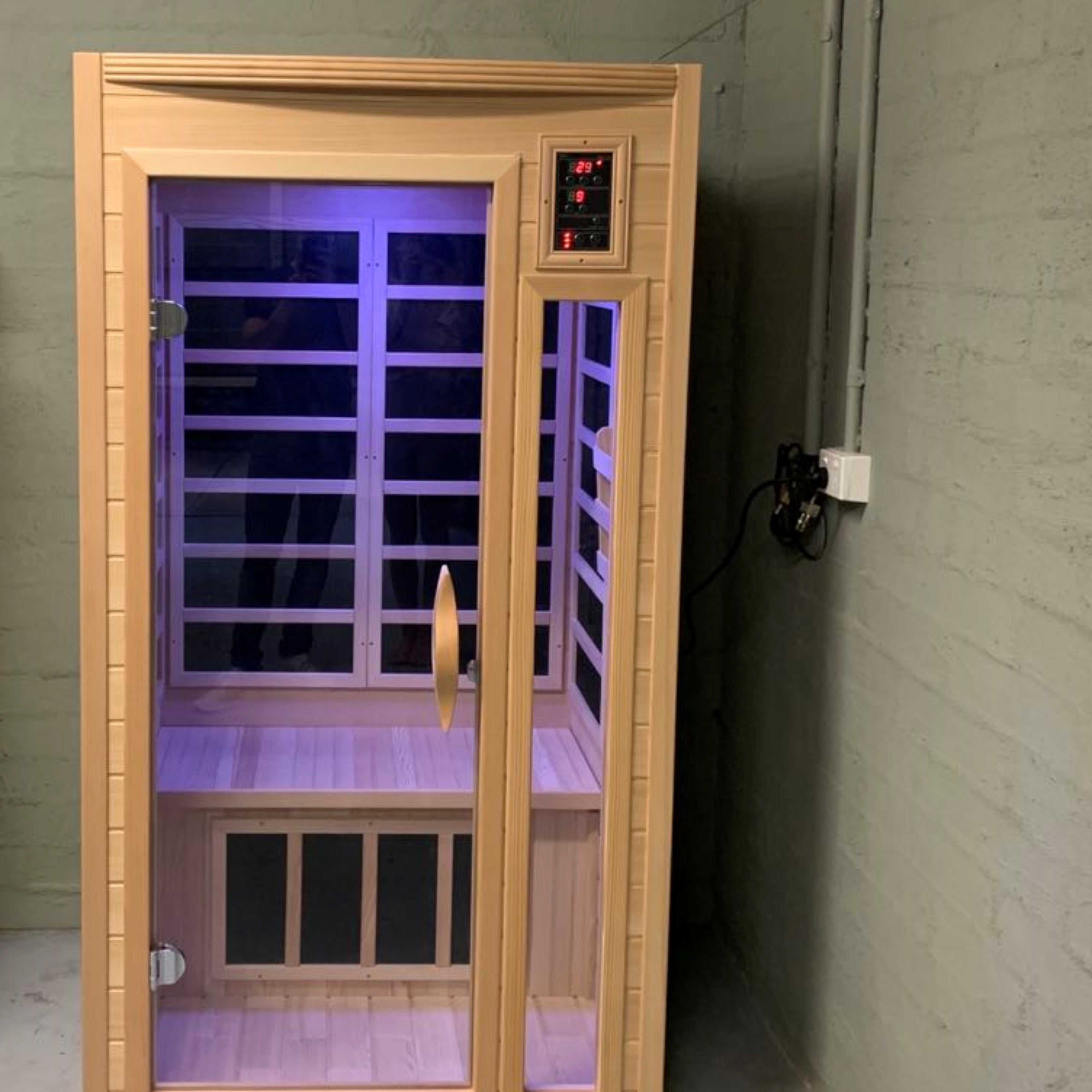 KYLIN CARBON FIBRE 1 PERSON INFRARED SAUNA ROOM